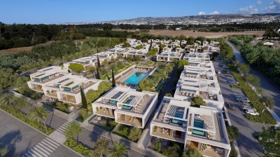 Extraordinary Seaside Living